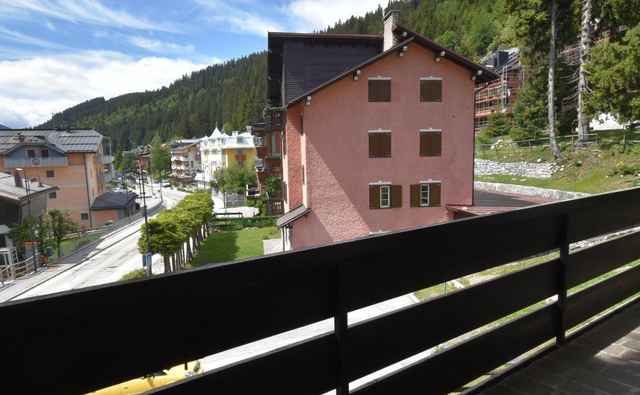 Miralago 04 Appartamento Madonna di Campiglio Bagian luar foto